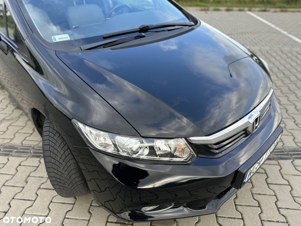 Honda Civic 1.8 Comfort - 26