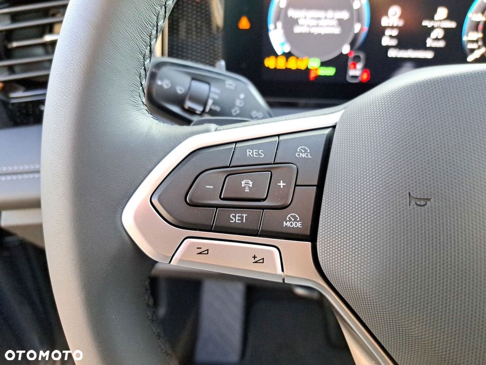 Volkswagen Tiguan 1.5 eTSI Life Plus DSG - 22
