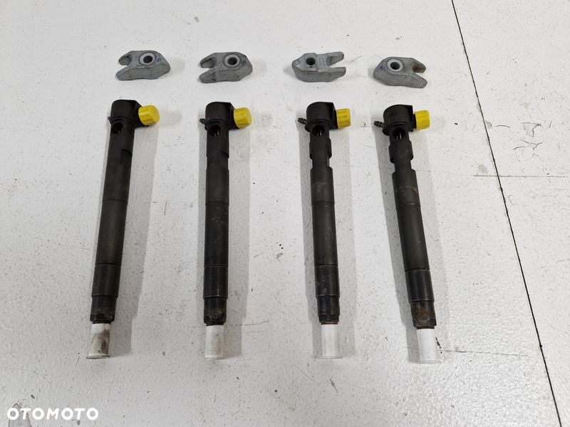 CHEVROLET CAPTIVA I 1 2.2 CDTI WTRYSKIWACZ WTRYSK PALIWA 28264951 25183186 - 1