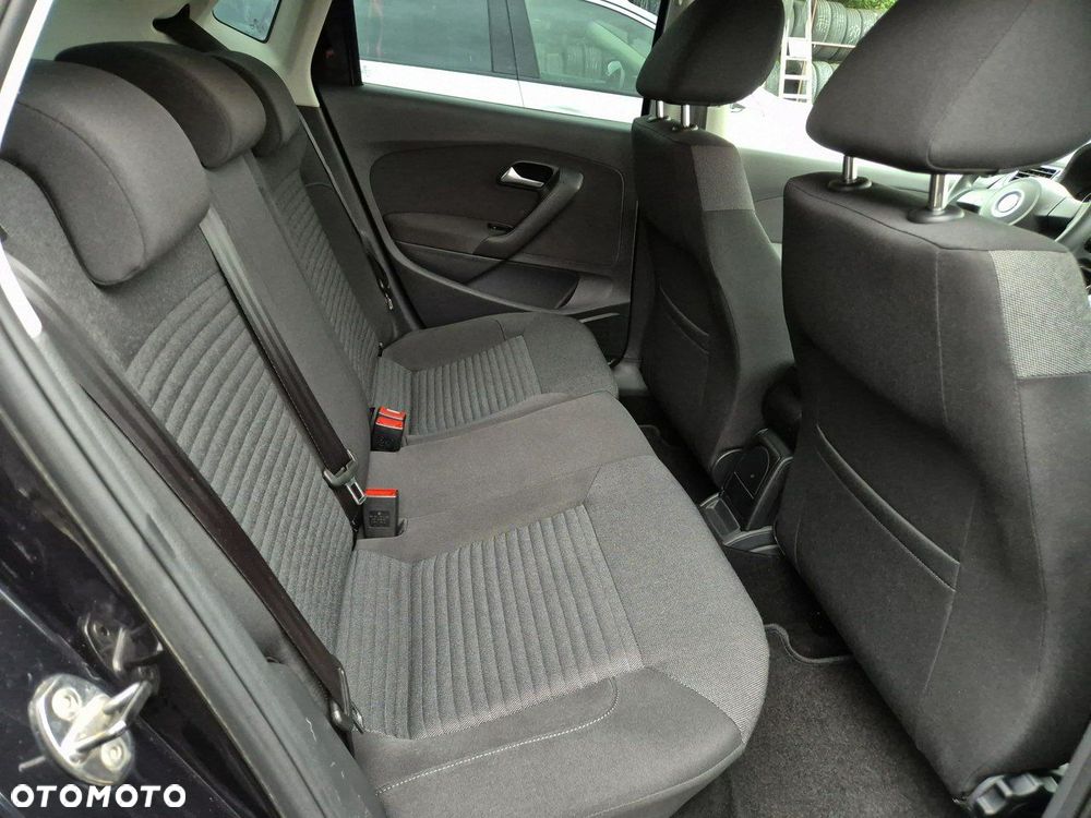 Volkswagen Polo 1.4 Comfortline - 23