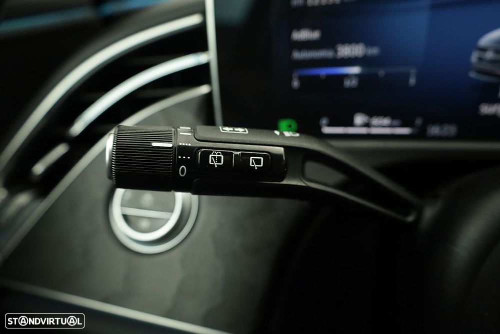 Mercedes-Benz E 300 de AMG Line — fotografia 16