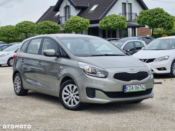 Kia Carens