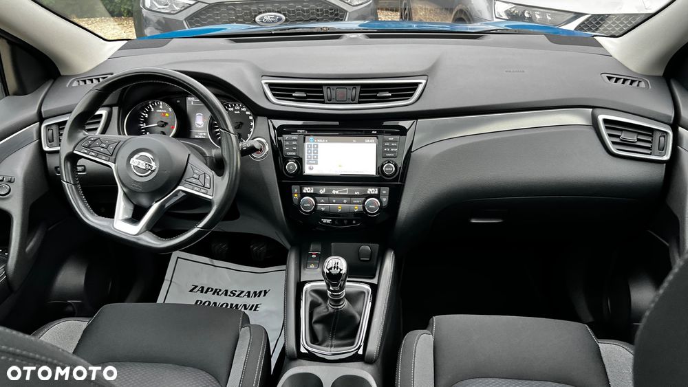 Nissan Qashqai 1.6 DIG-T N-Connecta - 32
