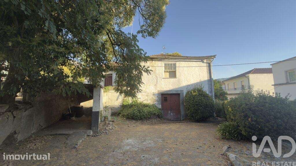 Casa / Villa em Peso da Régua e Godim de 300 m2 - Grande imagem: 4/16