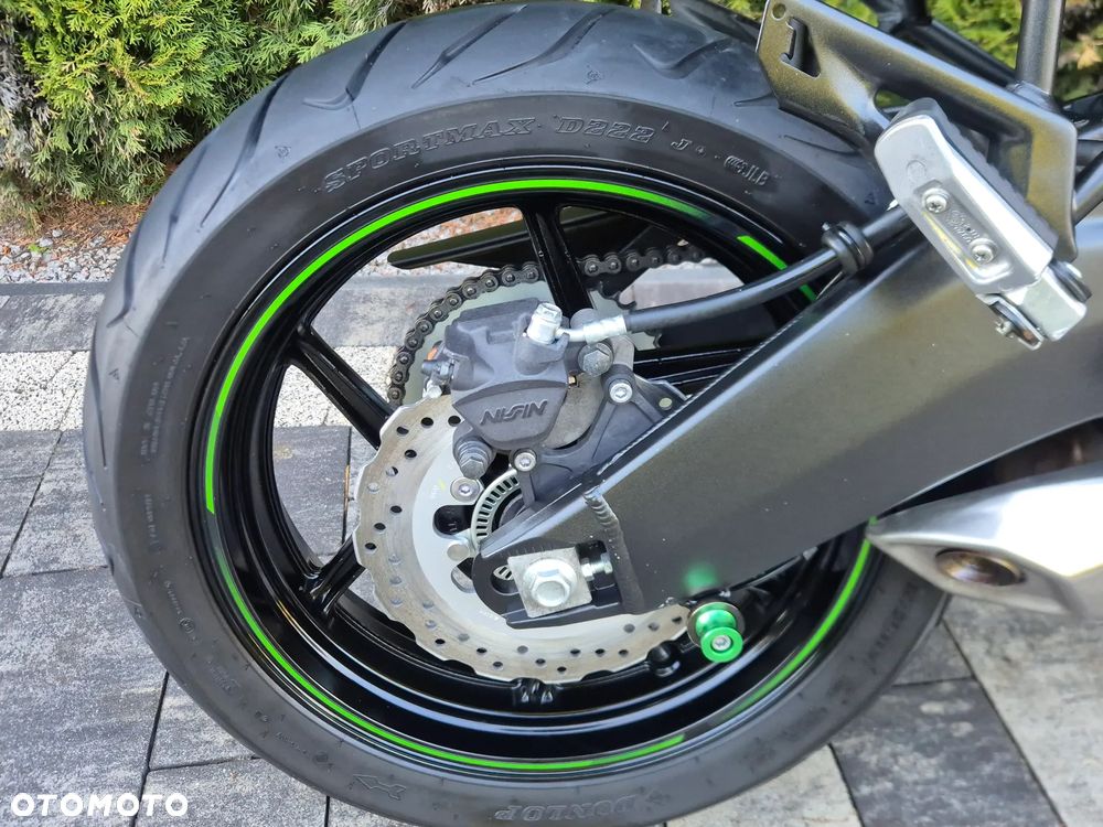Kawasaki Versys 650 - 22