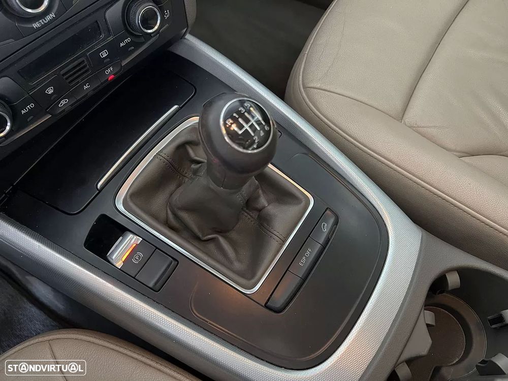 Audi Q5 2.0 TDI Advance - 14