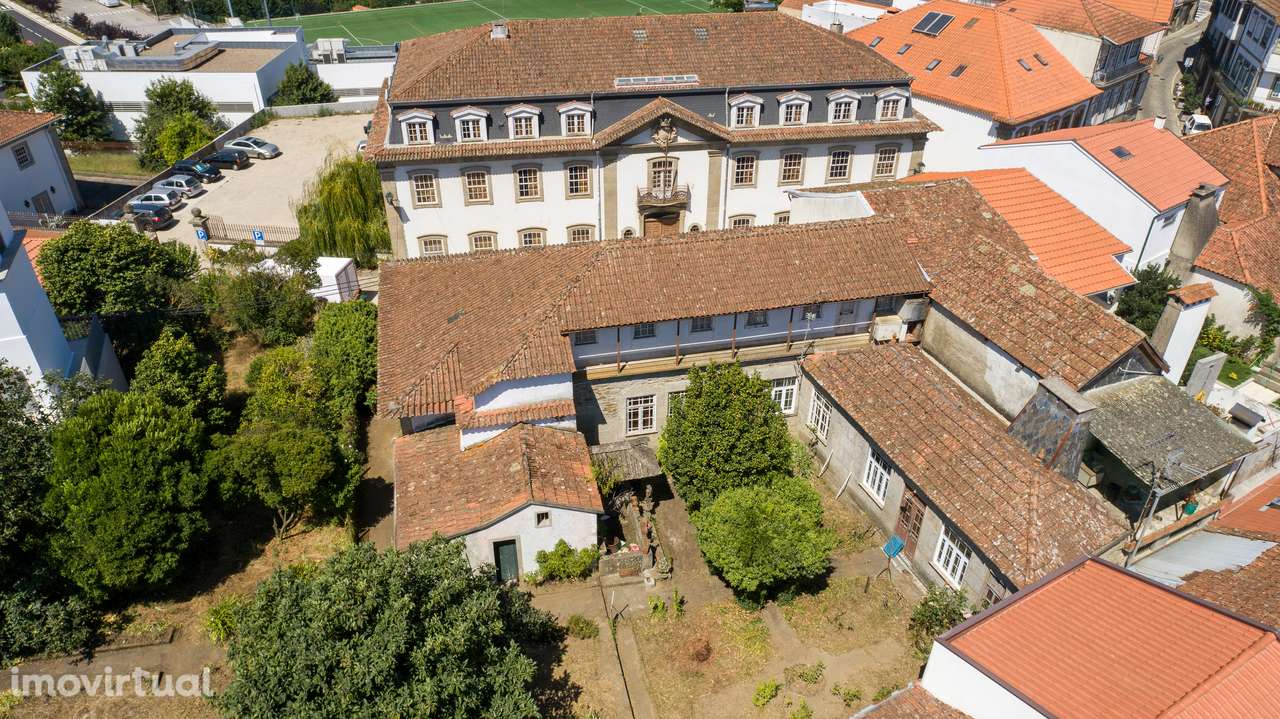 Investimento no Douro com Potencial: Imóvel com  Terreno, 3 Pisos - Grande imagem: 4/29