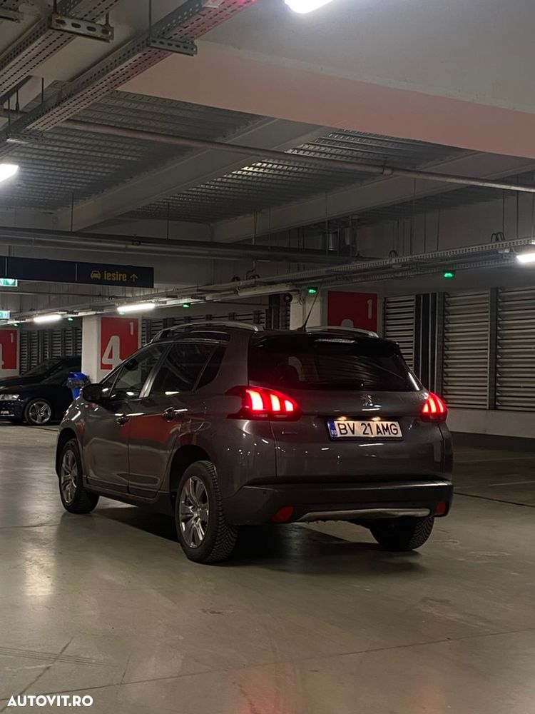Peugeot 2008 PureTech 82 Style - 14