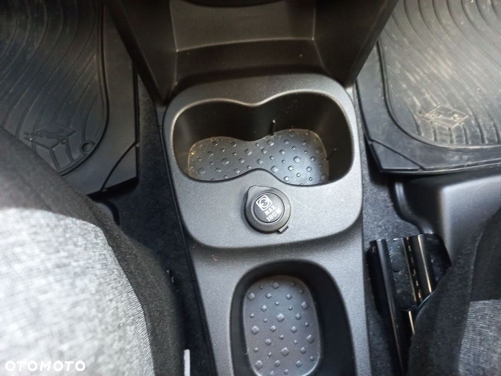 Fiat Panda 1.0 Hybrid City Cross - 23
