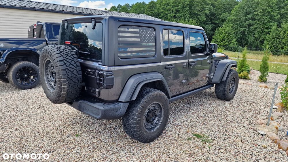 Jeep Wrangler - 6