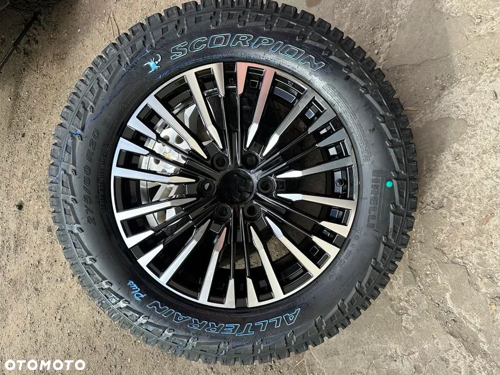 Felgi 20 Nissan Titan Nowe 20 x 8J et 35 - 11
