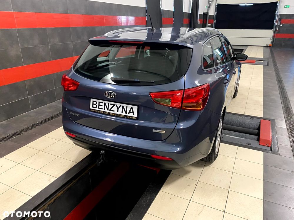 Kia Ceed 1.6 GDI Vision - 11