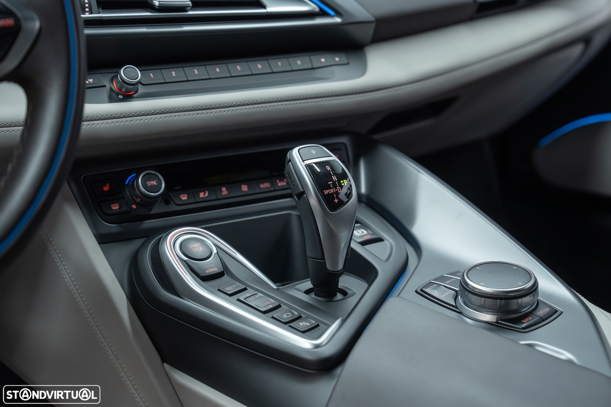 BMW i8 Standard - 16