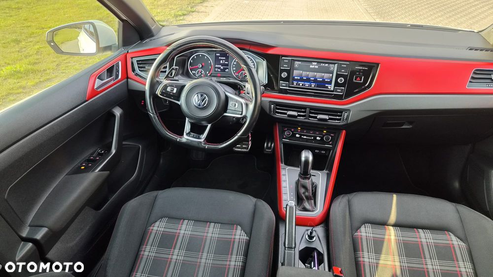 Volkswagen Polo 2.0 TSI OPF DSG GTI - 13