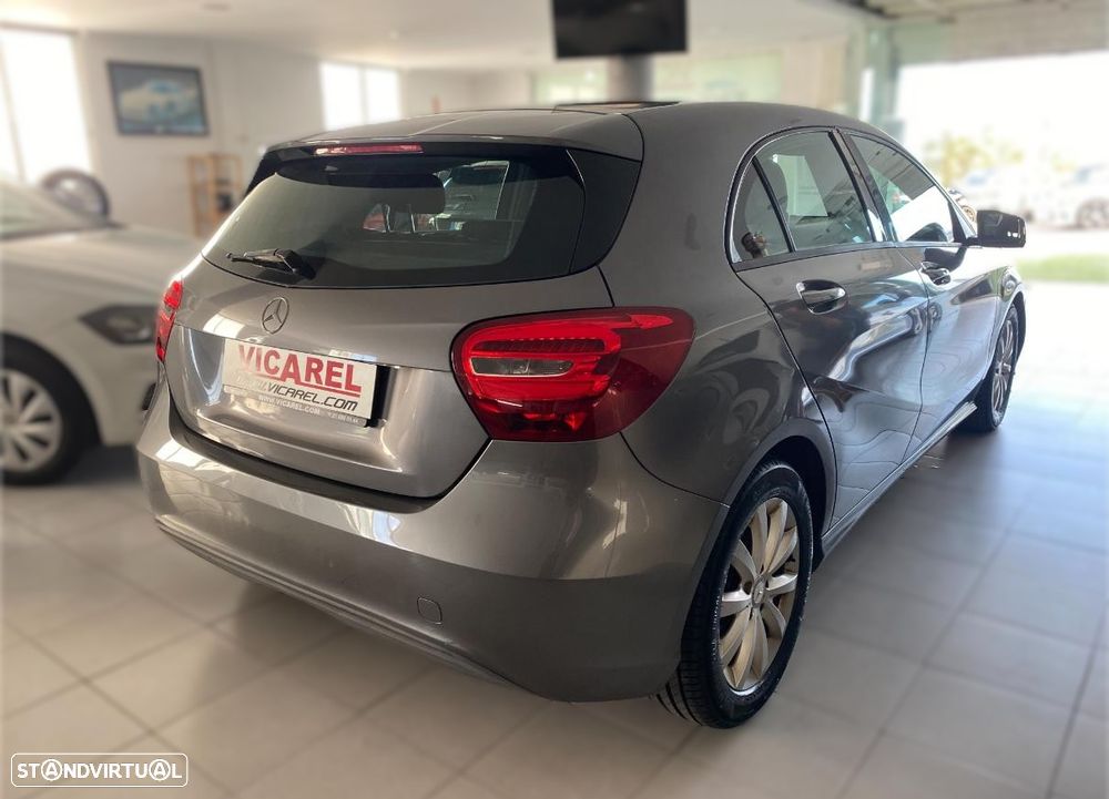 Mercedes-Benz A 180 CDI BlueEFFICIENCY Edition - 4
