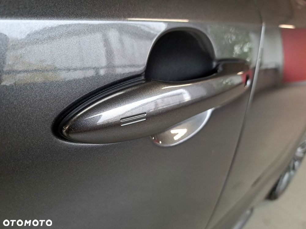 Toyota Corolla 1.8 Hybrid Style - 37