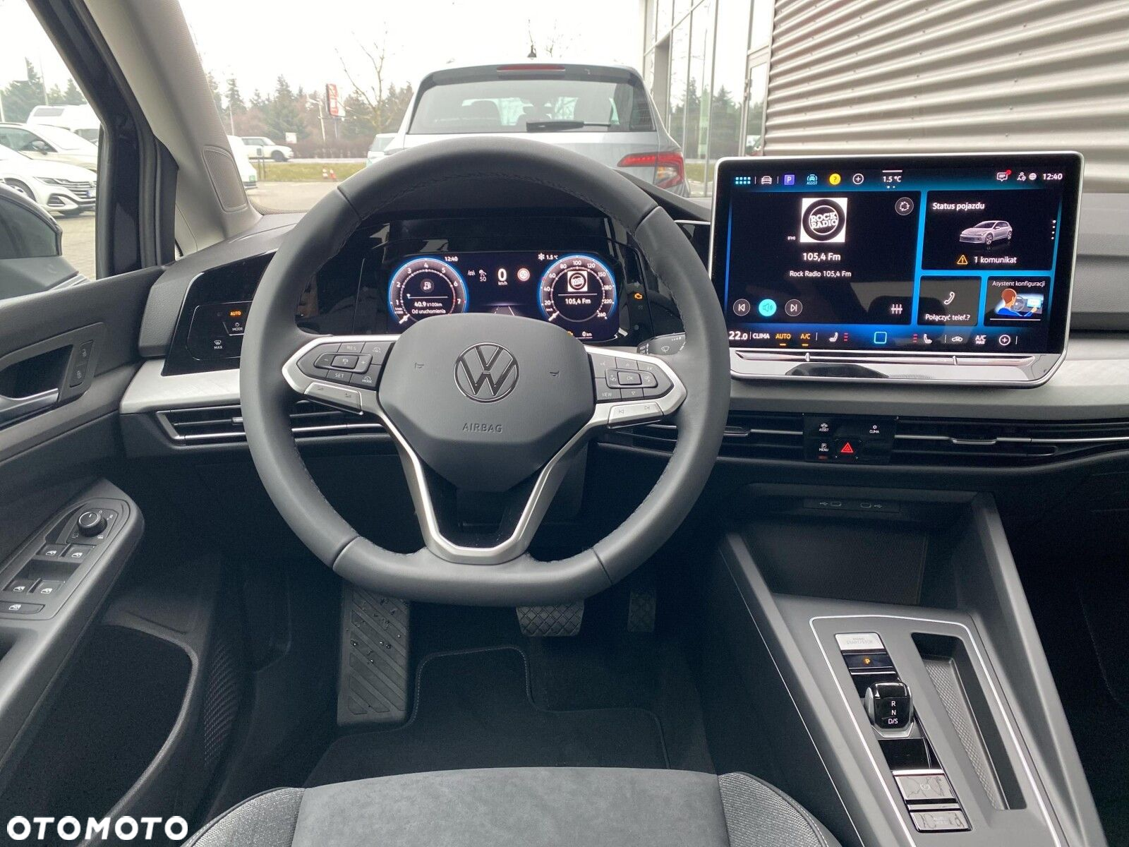 Volkswagen Golf - 24