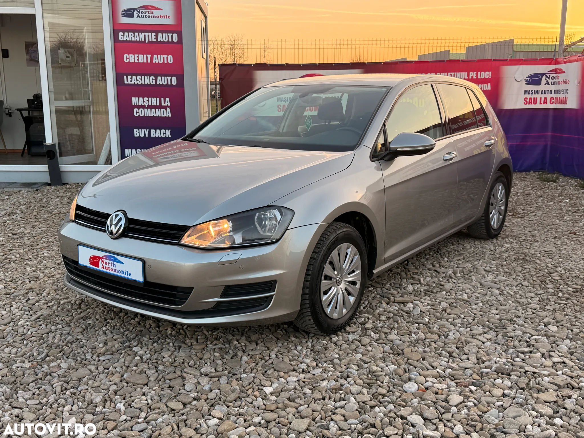 Volkswagen Golf 1.6 TDI BMT Trendline - 24