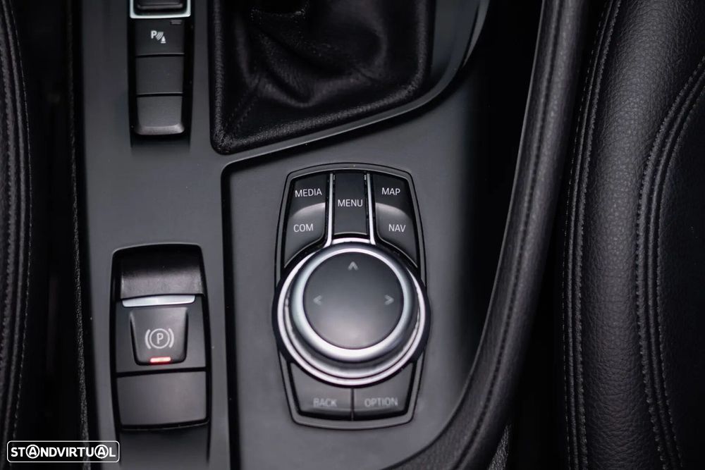 BMW X1 16 d sDrive Line Sport Auto - 33