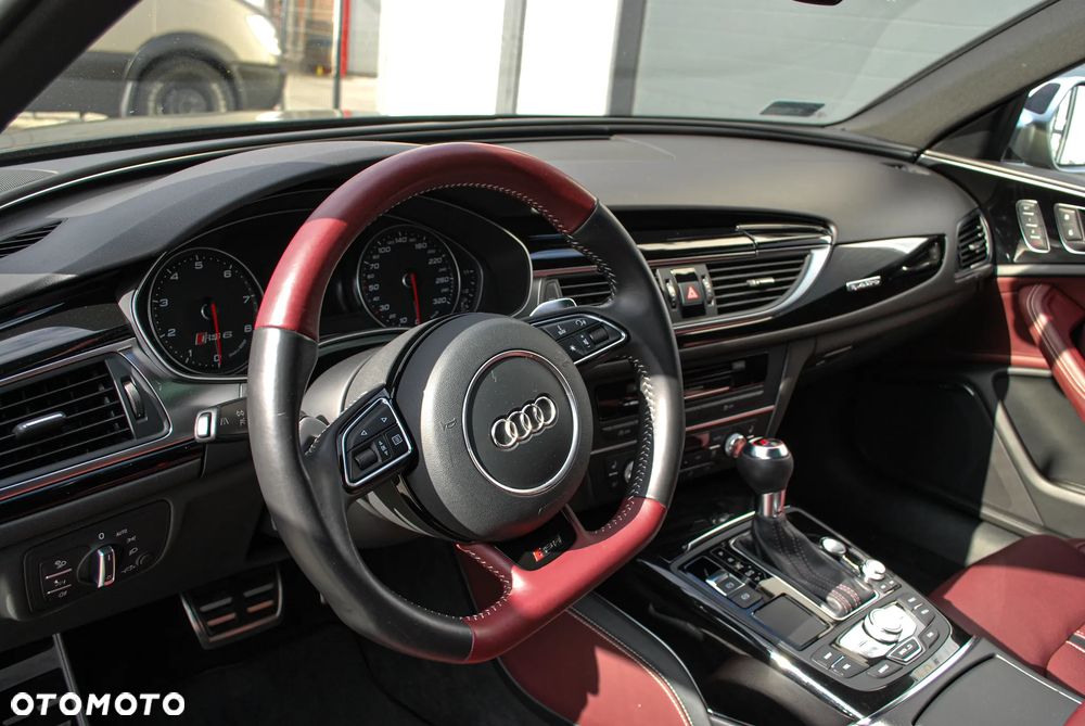 Audi RS6 Avant - 6