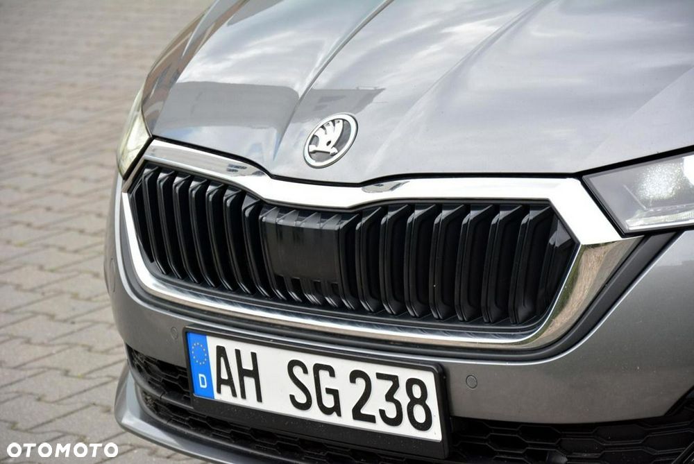 Skoda Octavia 2.0 TDI Selection DSG - 8