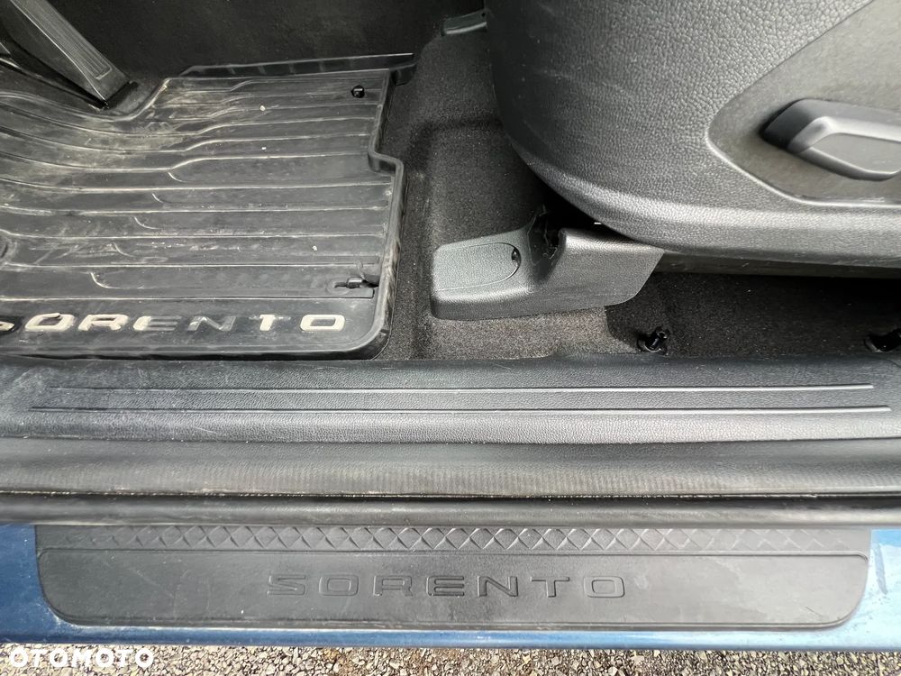 Kia Sorento 1.6 T-GDI HEV M 4WD 7os - 12