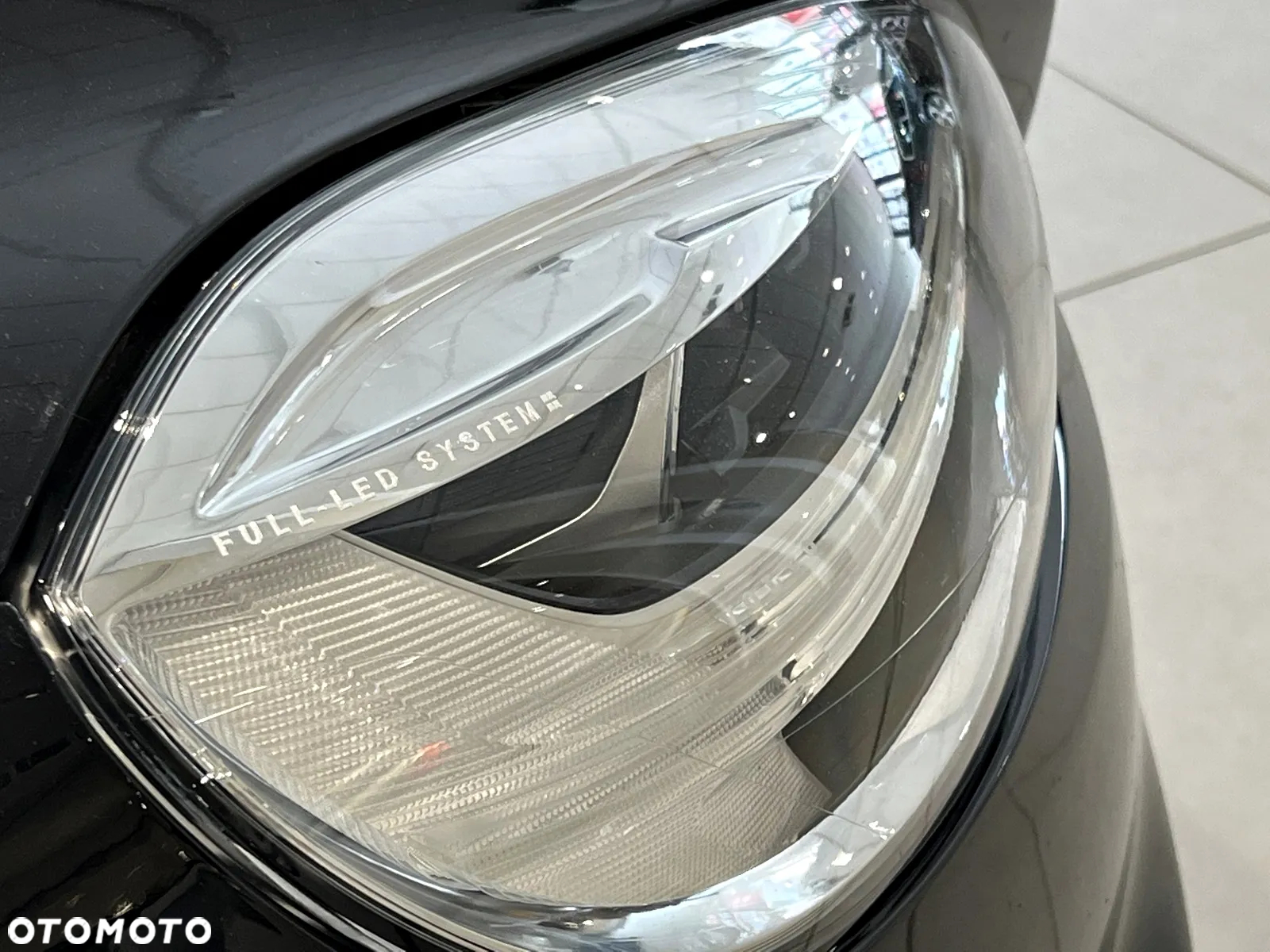 Volvo V40 T3 Geartronic RDesign - 20