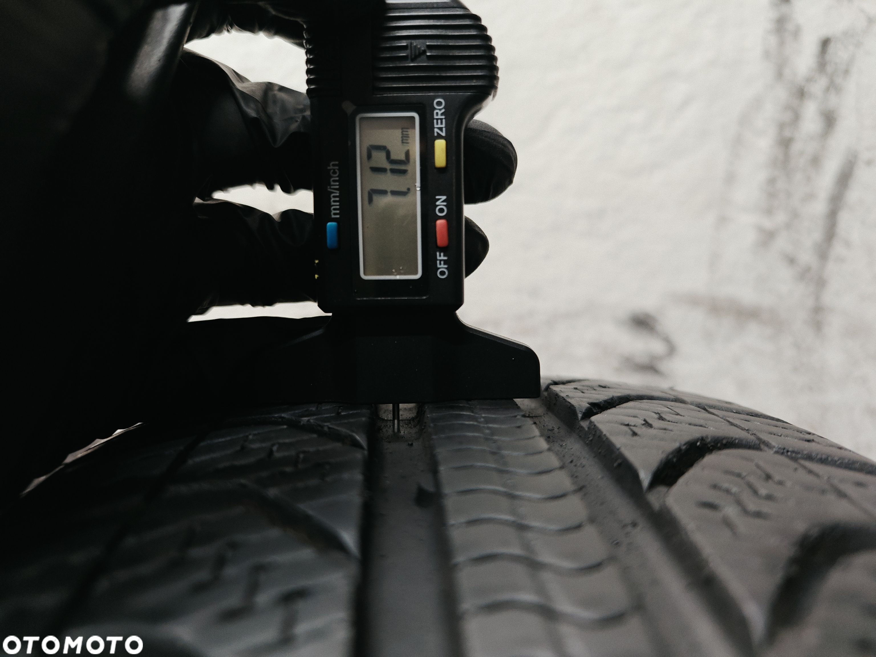 2x 195/65R15 opony całoroczne Pirelli 7,12mm (N666) - 4
