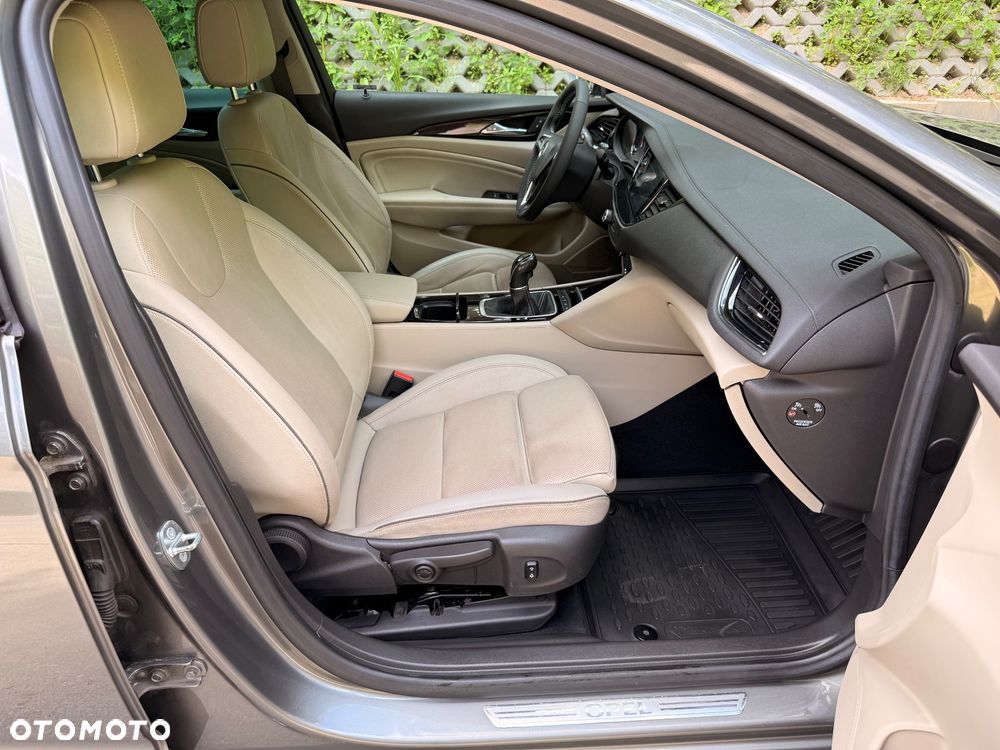 Opel Insignia 1.5 T Ultimate S&S - 23