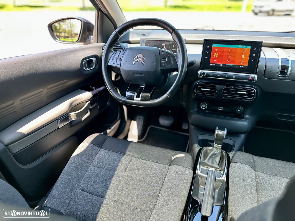 Citroën C4 Cactus 1.2 PureTech Shine EAT6 - 28