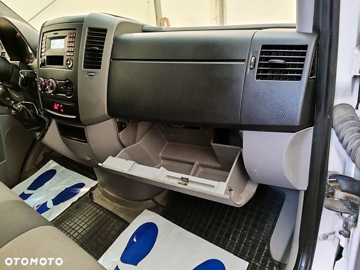 Volkswagen Crafter - 38