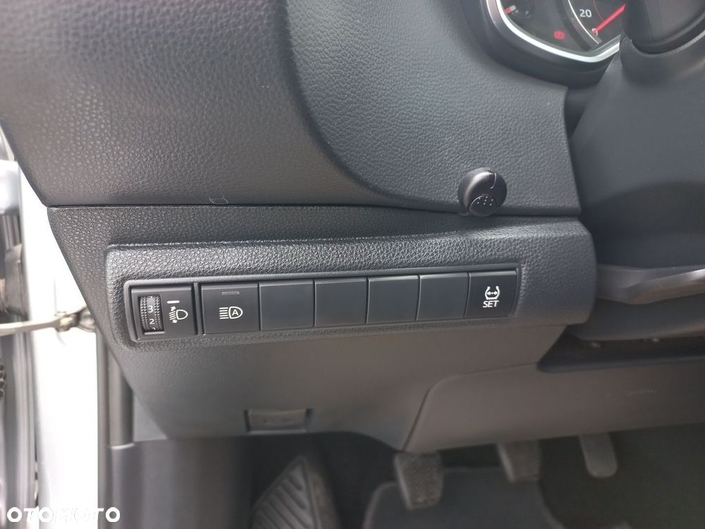 Toyota Corolla - 16