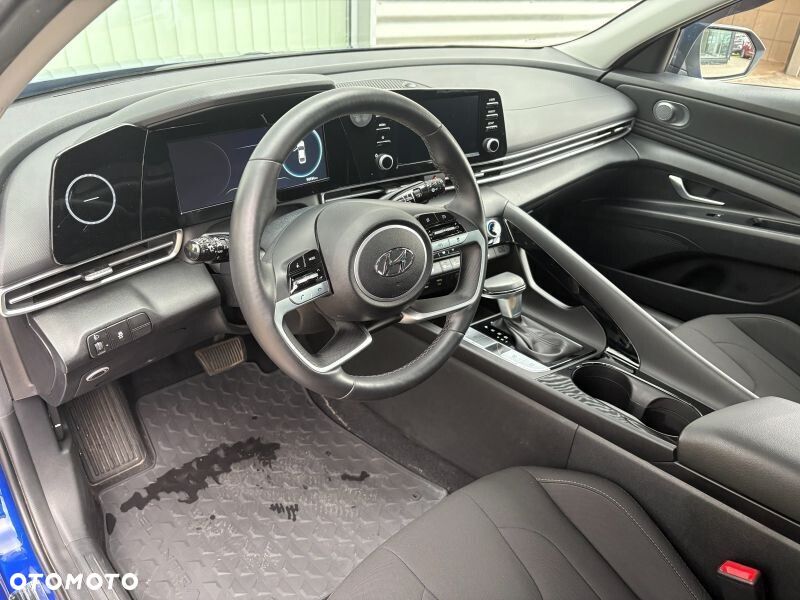 Hyundai Elantra 1.6 Smart CVT - 8