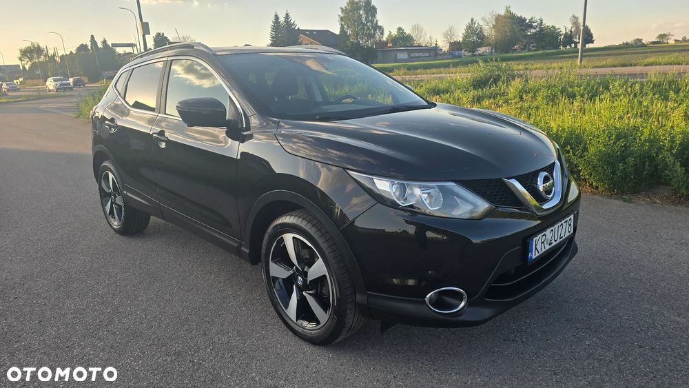 Nissan Qashqai 1.2 DIG-T N-Connecta EU6 - 2