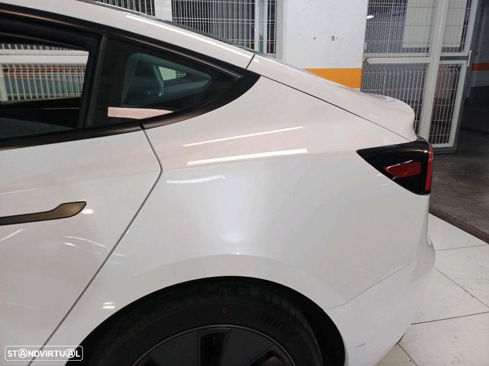 Tesla Model 3 Tração Traseira Premium - 28