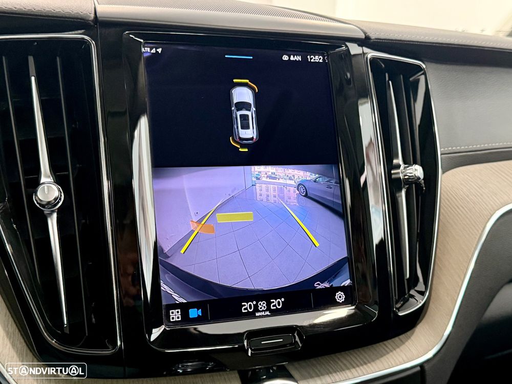 Volvo XC 60 2.0 B4 Inscription Geartronic - 15