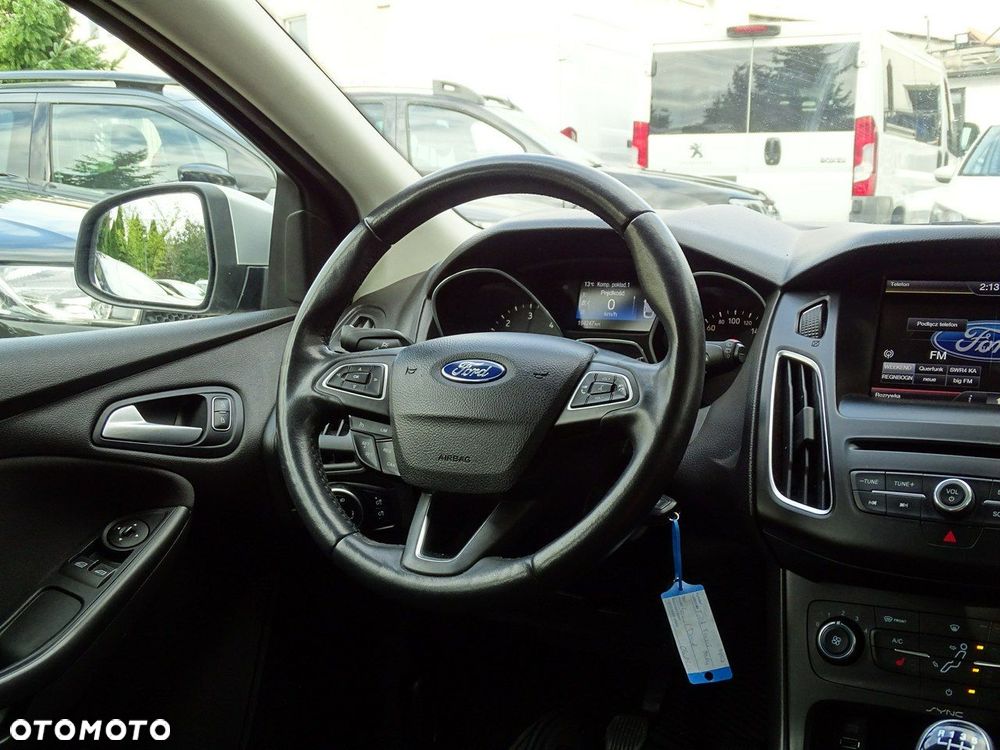 Ford Focus - 13