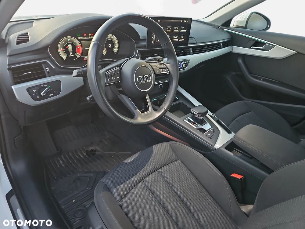 Audi A4 Avant 40 TDI S tronic - 9