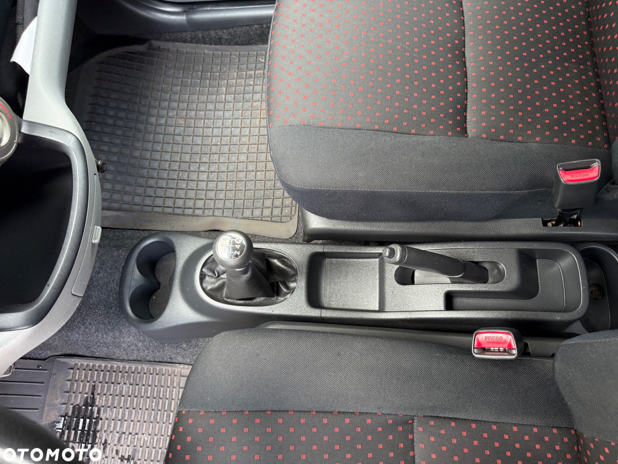 Daihatsu Sirion 1.3 - 31