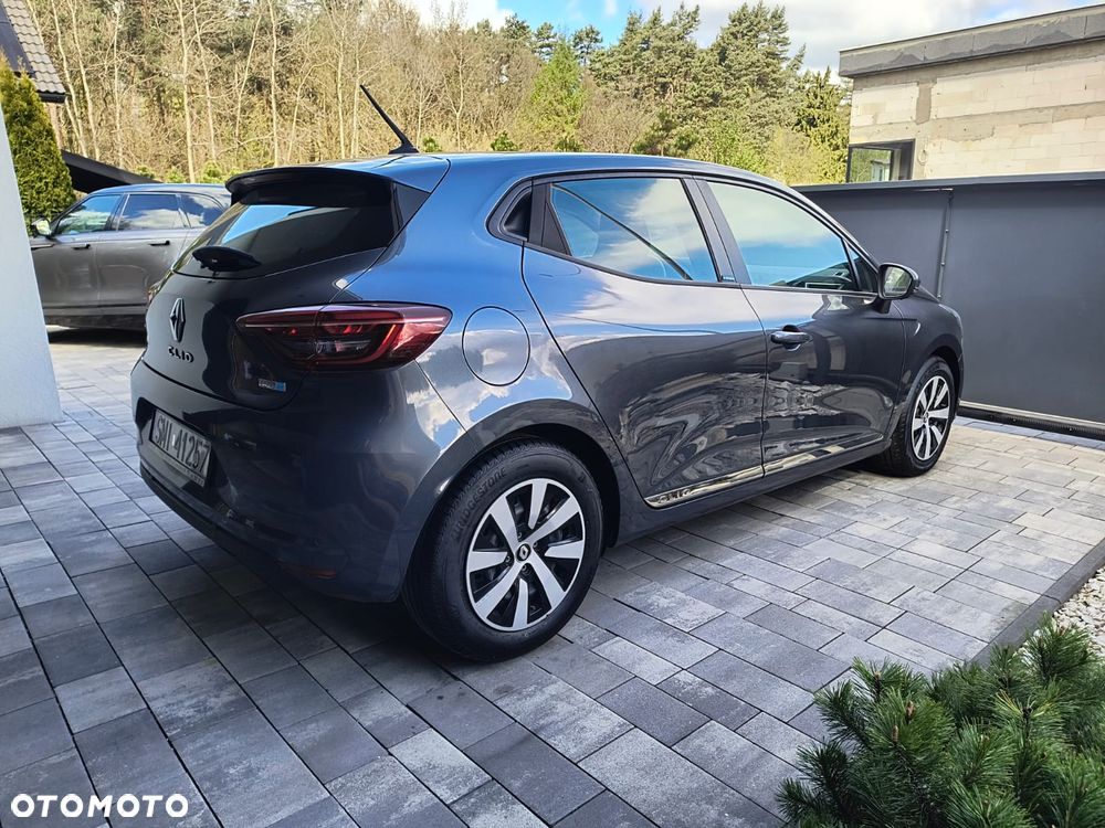 Renault Clio E-TECH 140 BUSINESS EDITION - 13