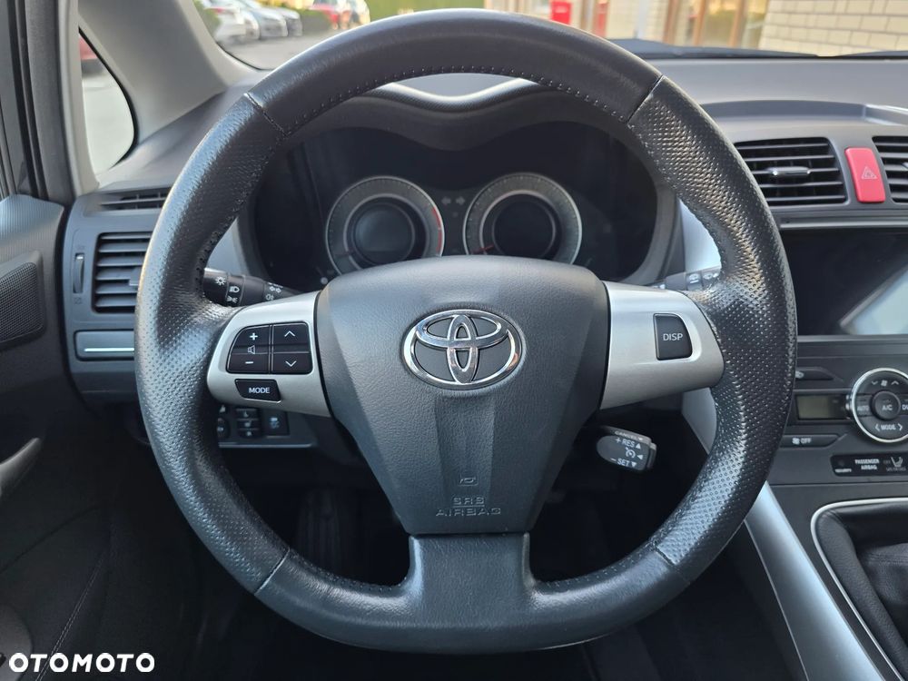 Toyota Auris 1.6 Premium Start - 27