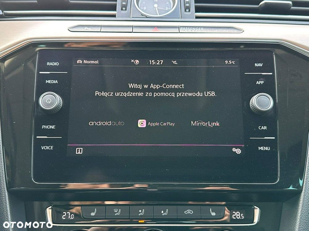 Volkswagen Passat - 29