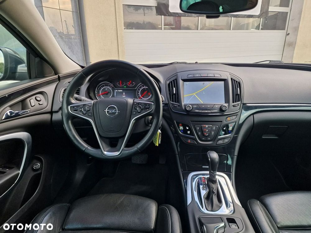 Opel Insignia CT 2.0 CDTI 4x4 - 17