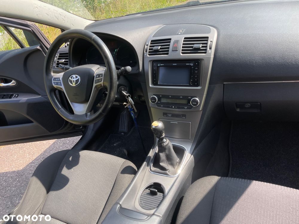 Toyota Avensis 2.2 D-4D Sol Plus NAVI - 15