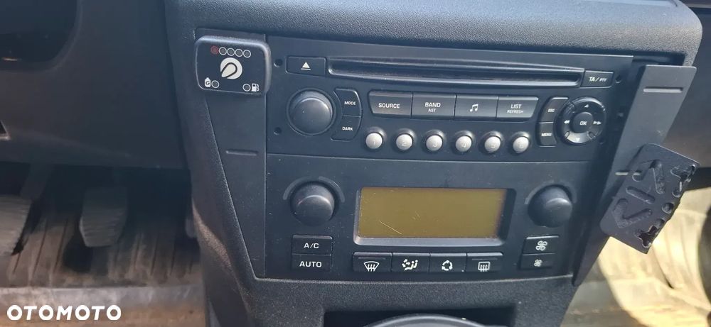 Radio fabryczne Citroen C4 I radioodtwarzacz - 2
