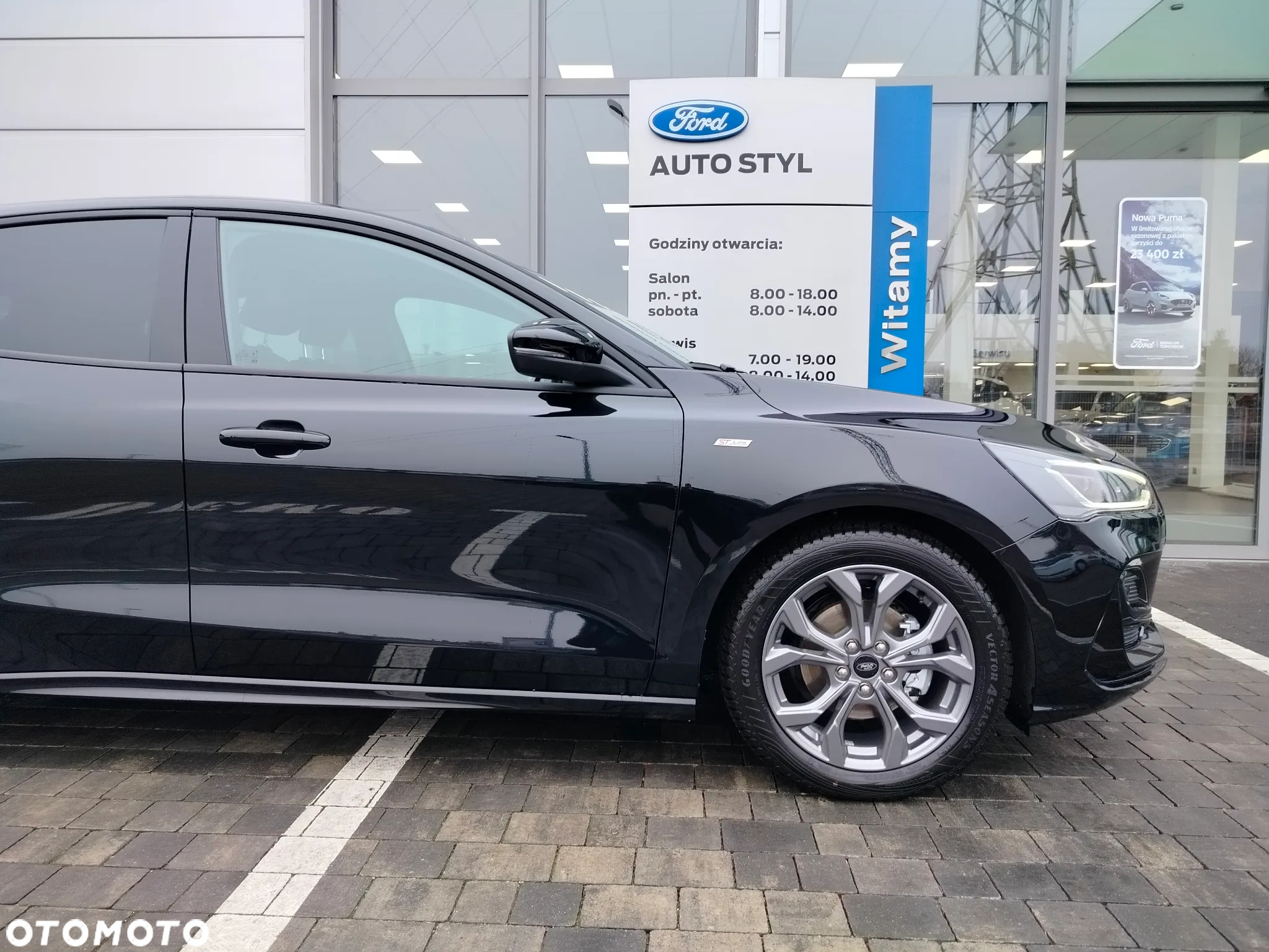Ford Focus 1.0 EcoBoost mHEV ST-Line X - 13