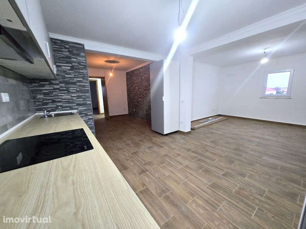 Moradia T3 Térrea, totalmente Remodelada - Perto da Praia Fluvial A... - Grande imagem: 4/25