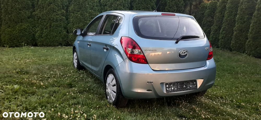 Hyundai i20 - 19