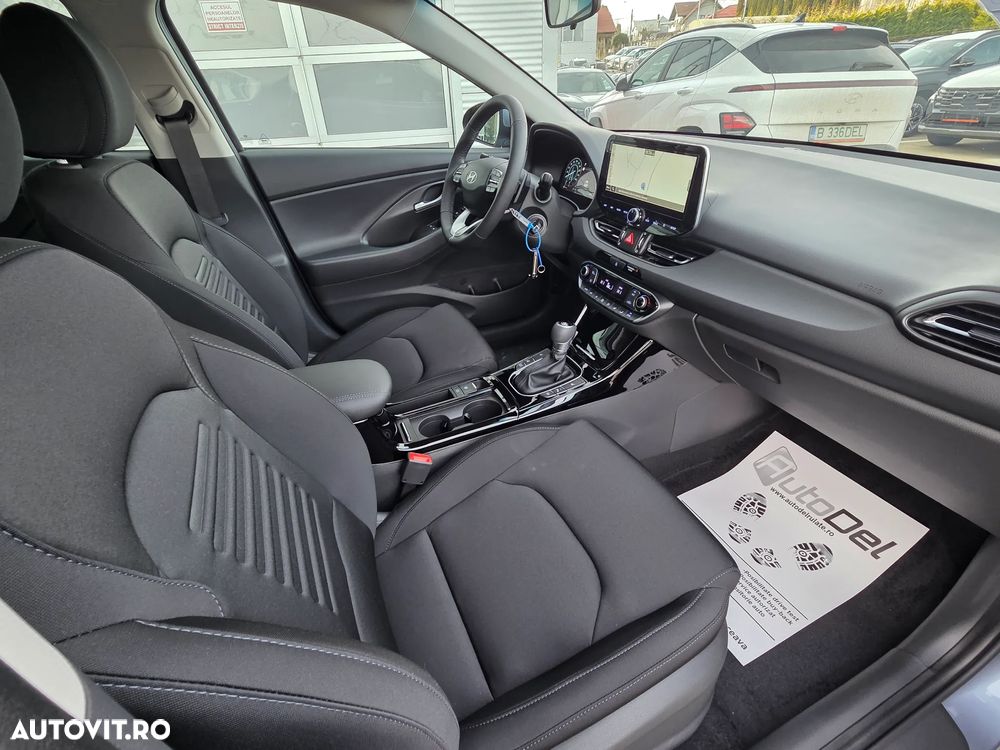 Hyundai i30 1.5 T-GDI 140CP 7DCT MHEV Highway - 11