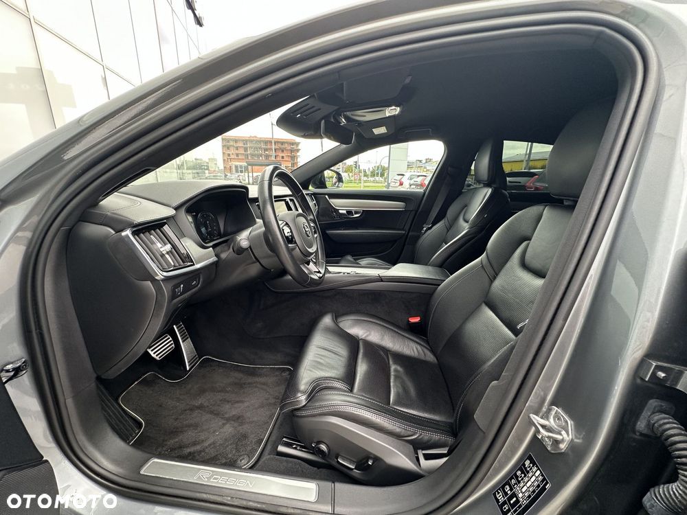 Volvo S90 - 29